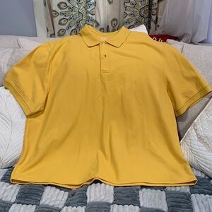 No tag excellent conditions polo shirt L.L.Bean color yellow size 3XL